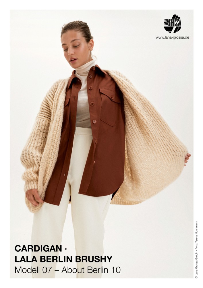 Cardigan Lala Berlin Brushy Modell 07 – About Berlin 10